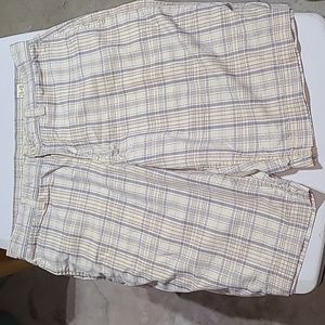 Mens 34in waist Lucky Brand shorts